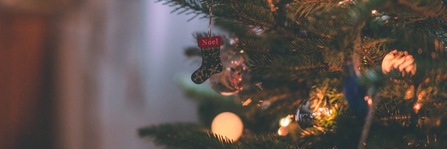 A picture of a christmas tree